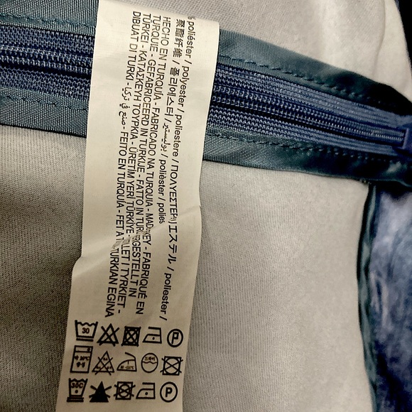 👗Zara Printed Silky Dress, Blue NWT - L - Picture 10 of 10